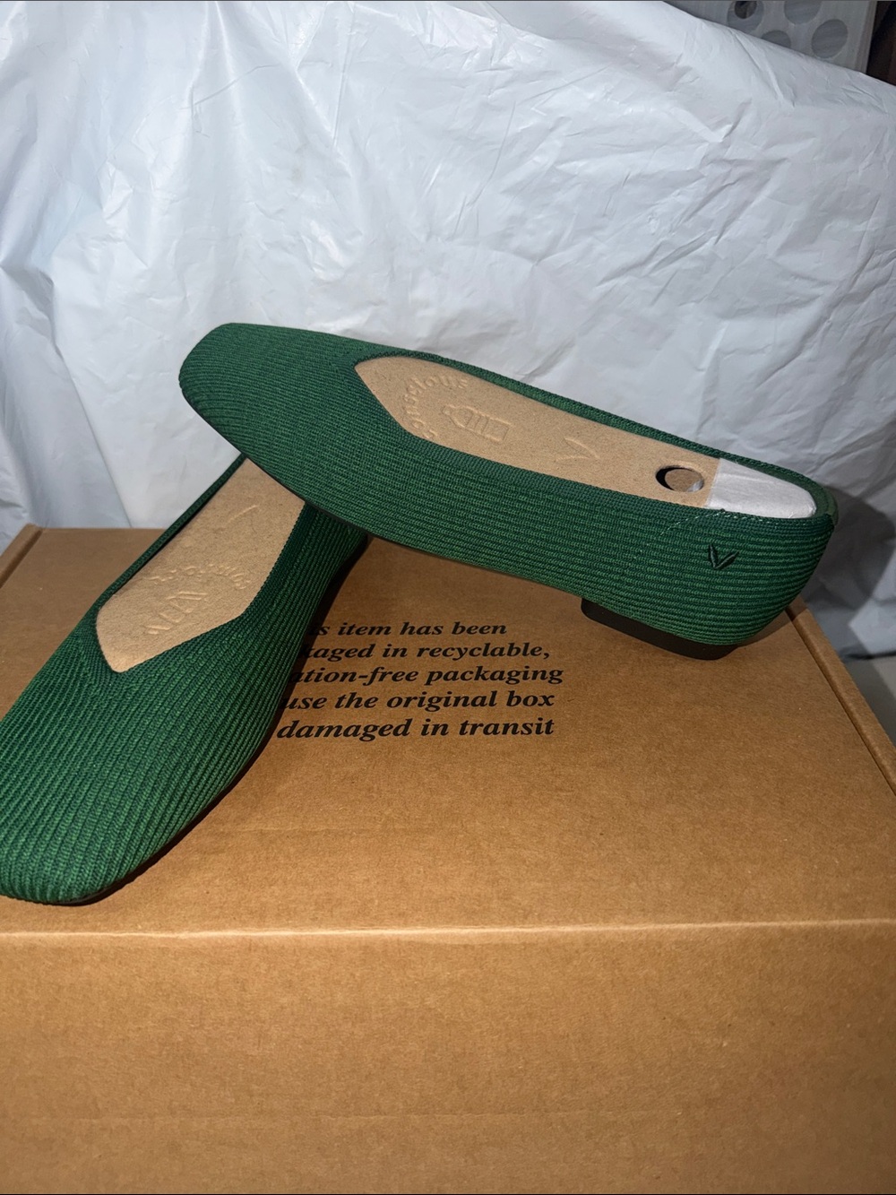 Vivaia Margot ballet flats green grass women's size 9